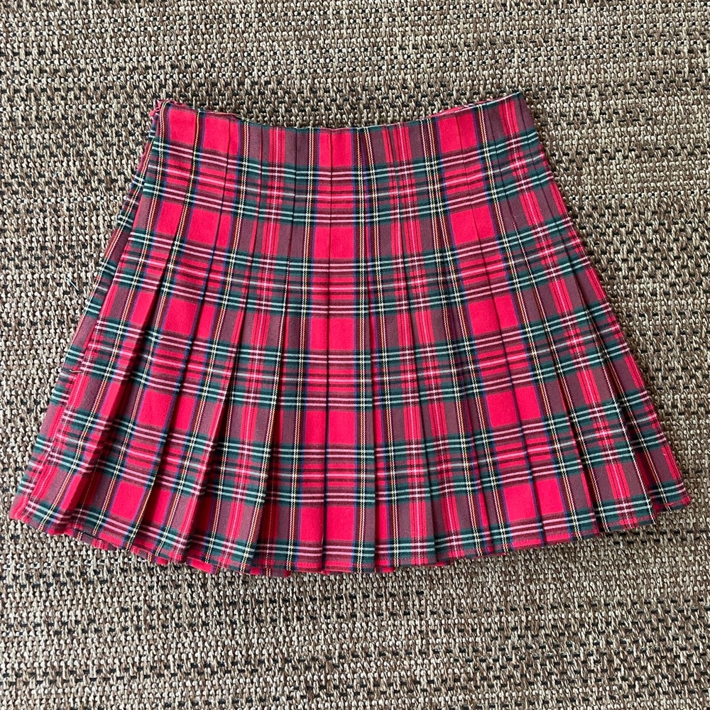 Brandy Melville plaid skater school girl mini skirt